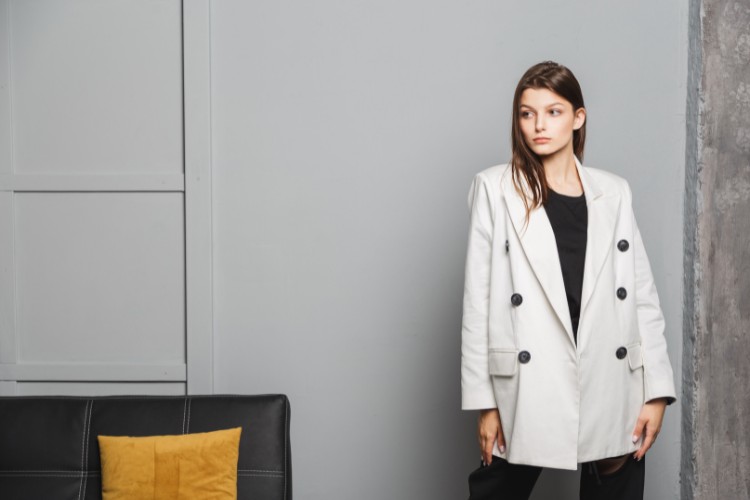 Blazer Oversized e calças de alfaiataria